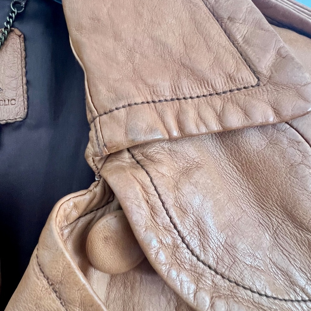 Banana Republic - Vintage Chestnut Genuine Leather Jacket (S) - Picture 6 of 9